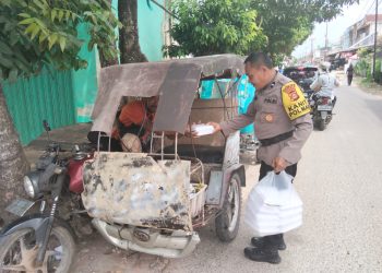 Sat Binmas Polres Ogan Ilir melaksanakan kegiatan Jumat Berkah di wilayah hukum Polres Ogan Ilir, Jumat (19/06/2026).