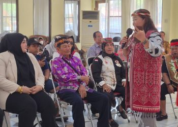 Kegiatan tersebut berlangsung di Aula Kantor Kecamatan Pahandut, Jalan Diponegoro, Kelurahan Langkai, dan dihadiri sejumlah unsur pemerintah, tokoh adat, serta masyarakat.