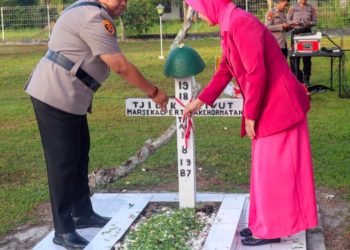 Upacara ziarah digelar di Taman Makam Pahlawan, Jalan Tjilik Riwut Km. 2, Kota Palangka Raya, Kalimantan Tengah, yang dipimpin langsung oleh Kapolda, Irjen Pol. Iwan Kurniawan, S.I.K., M.Si., Selasa (23/6/2026) mulai pukul 06.00 WIB.