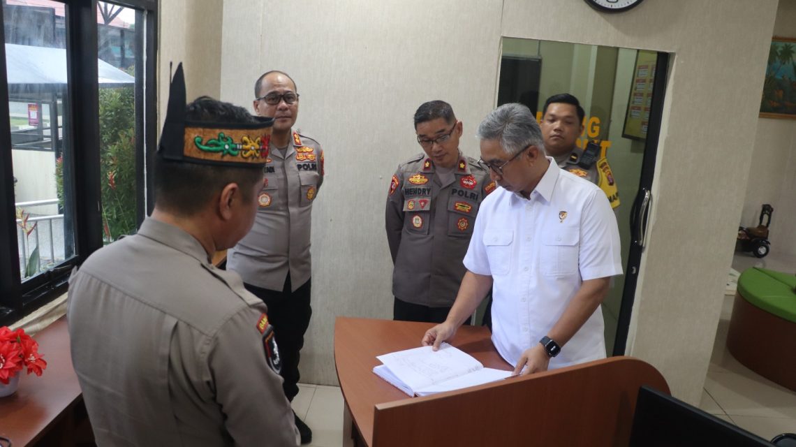 Kepolisian Resor Kota (Polresta) Palangka Raya menyambut kedatangan tim dari Srena Polri yang akan melakukan rangkaian verifikasi lapangan (verlap) terkait Pemantauan dan Evaluasi Kinerja Penyelenggara Pelayanan Publik (PEKP3) pada kesatuannya. 