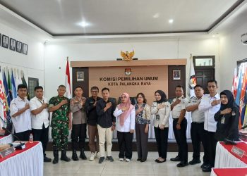 Rakor berlangsung di Aula Kantor Komisi Pemilihan Umum (KPU) Kota Palangka Raya, Jalan Tangkasiang, Kota Palangka Raya, Kalimantan Tengah, yang turut dihadiri oleh unsur forkopimda tingkat kota, Rabu (24/6/2026) siang. 