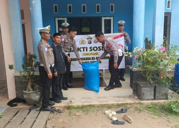 Satlantas Polres Seruyan melaksanakan kegiatan Polantas Menyapa dan Bhakti Sosial di Yayasan Al-Mustaghfirin, Jalan Pemuda, Kuala Pembuang, Rabu (24/6/2026).
