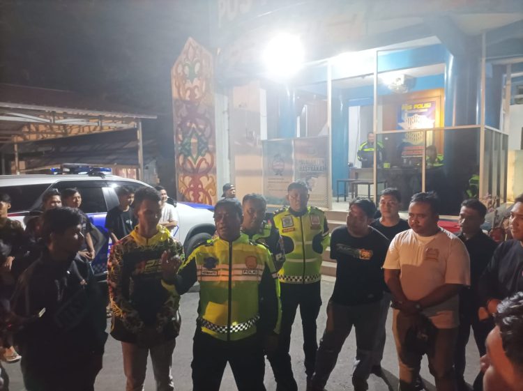 Satlantas Polresta Palangka Raya menggelar temu komunitas otomotif Kalimantan Tengah di Pos Bundaran Besar Palangka Raya, Sabtu (27/6/2026) malam.