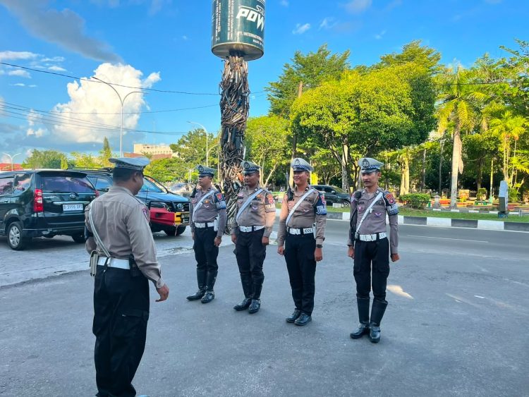 Satlantas Polresta Palangka Raya kembali menggelar patroli preventif pada Sabtu (27/6/2026) sore. Kegiatan dimulai pukul 16.00 WIB dengan menyasar sejumlah ruas jalan yang berpotensi menjadi lokasi balap liar maupun kejahatan jalanan.