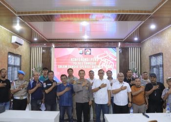 Polres Samosir menggelar press release hasil pengungkapan kasus narkotika selama pelaksanaan Operasi Antik Toba 2026 periode 13 Mei hingga 2 Juni 2026. Kegiatan tersebut berlangsung di Aula Pusuk Buhit Mako Polres Samosir, Rabu (3/6/2026), dan dipimpin Wakapolres Samosir Kompol Briston AM Napitupulu, S.T., S.I.K.