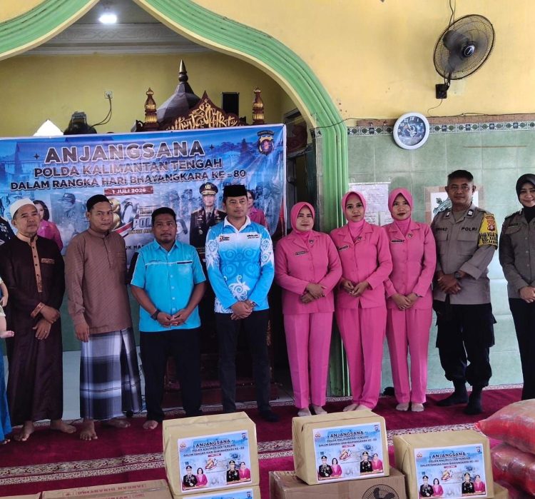 Kegiatan anjangsana ini sendiri, dipimpin oleh Dirreskrimum Polda Kalteng Kombes Pol Dodo Hendro Kusuma, S.I.K., M.Si. bersama Bhayangkari dan rombongan yang disambut oleh pengurus serta anak-anak Panti Asuhan Ayah Bunda.