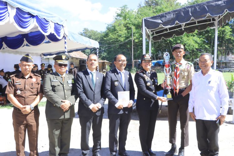 Upacara berlangsung khidmat dengan dihadiri unsur Forum Koordinasi Pimpinan Daerah (Forkopimda), TNI-Polri, pemerintah daerah, tokoh masyarakat, tokoh agama, serta berbagai elemen masyarakat.