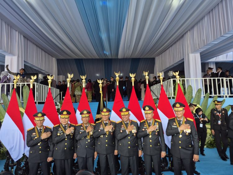 Tanda kehormatan tersebut, diberikan langsung Presiden RI pada puncak peringatan Hari Bhayangkara ke-80 di Lapangan Satuan Latihan Korps Brimob Polri, Cikeas, Kabupaten Bogor, Jawa Barat, Rabu (1/7/2026).