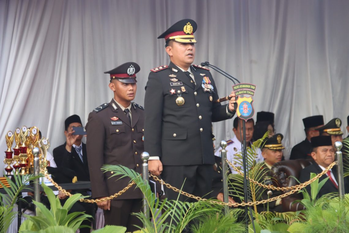 Upacara dipimpin langsung Kapolres Kotim AKBP Resky Maulana Zulkarnain, S.H., S.I.K., M.H., pada hari Rabu pagi (01/07/2026).