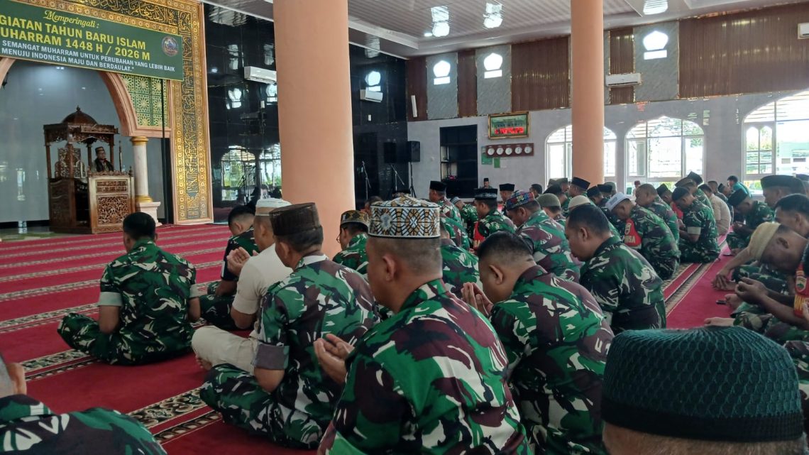 personel Kodim 0207/Simalungun menghadiri kegiatan peringatan Tahun Baru Islam yang digelar di Masjid Asy Syuhada Makorem 022/Pantai Timur, Kabupaten Simalungun, Kamis (2/7/2026).