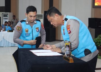 Kapolda Kalteng Irjen Pol Iwan Kurniawan, saat memimpin sidang terbuka di Gedung Graha Bhayangkara, Mapolda setempat, Jumat (3/7/2026) malam.