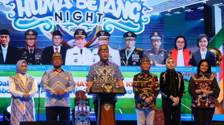 Kapolda Kalimantan Tengah (Kalteng) Irjen Pol Iwan Kurniawan, S.IK., M.Si. menyampaikan ucapan terima kasih sekaligus permohonan maaf kepada seluruh masyarakat Kalteng atas pengabdian jajarannya selama setahun terakhir.