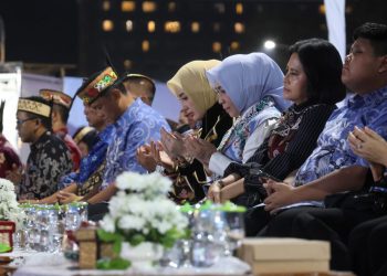 Polda Kalimantan Tengah menggelar doa bersama masyarakat sebagai bentuk penghormatan dan belasungkawa kepada tiga personel Polres Katingan yang gugur saat menjalankan tugas dalam operasi penindakan terhadap terduga bandar narkoba.