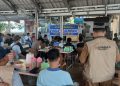 Suasana penuh keakraban dan semangat kebersamaan mewarnai kegiatan nonton bareng (nobar) pertandingan Piala Dunia 2026 yang digelar Kodim 0207/Simalungun bersama masyarakat pada Selasa (7/7/2026) mulai pukul 07.00 WIB hingga pertandingan usai.