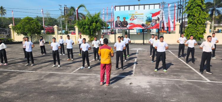 Kepolisian Resor Kota (Polresta) Palangka Raya, Polda Kalteng memberikan pembinaan bagi 26 orang Calon Siswa (Casis) yang telah dinyatakan lulus seleksi untuk mengikuti Pendidikan dan Pembentukan (Diktuk) Tamtama dan Bintara Polri Tahun 2026.
