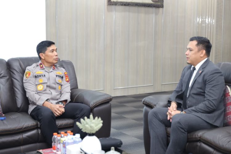 Pertemuan yang berlangsung di Ruang Kerja Wakapolda Sumsel, Rabu (22/7/2026), dipimpin Wakapolda Sumsel Brigjen Pol Rony Samtana, S.I.K., M.T.C.P. dan dihadiri perwakilan MPLO serta jajaran Pejabat Utama Polda Sumsel.