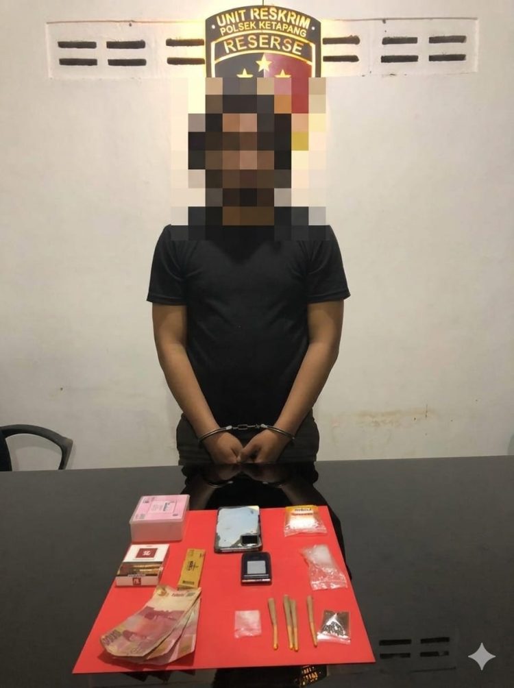 petugas berhasil mengamankan terlapor MK 39 tahun, pekerjaan Buruh Harian Lepas, yang saat itu berada di dalam Kamar No. 121 Hotel Pondok Family. Penggeledahan dilakukan di hadapan Ketua RT dan warga setempat dengan menunjukkan Surat Perintah Tugas.