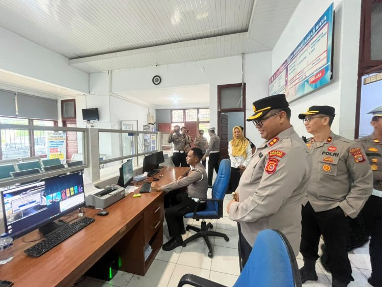 Kapolres Nagan Raya,Rabu(29/06), melaksanakan kegiatan pemeriksaan dan pengawasan terhadap pelayanan publik di lingkungan Satuan Lalu Lintas (Satlantas) Polres Nagan Raya, Rabu (29/7/2026).