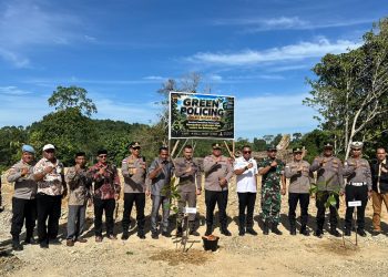 Kamis (30/07/26) Polres Nagan Raya melaksanakan kegiatan Green Policing melalui gerakan penanaman pohon di Desa Pante Ara, Kecamatan Beutong, Kabupaten Nagan Raya, pada Kamis (30/7/2026).