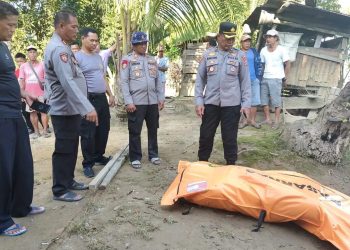 Bripda Nopandri Ramadhana, anggota Satresnarkoba Polres Katingan yang hilang saat operasi penangkapan terduga bandar sabu, ditemukan dalam kondisi meninggal dunia. Jenazah korban ditemukan mengapung di Sungai Katingan, kawasan Desa Tumbang Lahang, Kabupaten Katingan, Sabtu (4/7/2026), sebelum dievakuasi oleh tim gabungan.