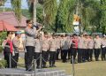 AKBP Bagus Suryo Wibowo, S.I.K., M.H. memimpin apel pagi yang diikuti seluruh personel Polres Ogan Ilir di Lapangan Upacara Polres Ogan Ilir, Selasa (14/7/2026) pukul 07.30 WIB.