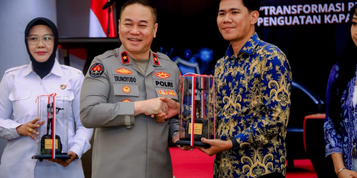 Polri menggelar Dialog Penguatan Internal Polri ke-2 bertema “Transformasi Penanganan Tindak Pidana Love Scamming dalam Penguatan Kapasitas Polri Menghadapi Modus Kejahatan Digital” di Jakarta Selatan, Selasa (4/8/2026).