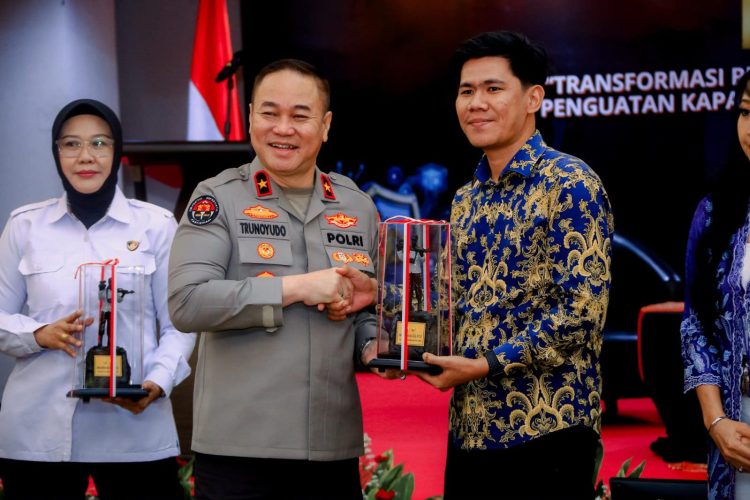 Polri menggelar Dialog Penguatan Internal Polri ke-2 bertema “Transformasi Penanganan Tindak Pidana Love Scamming dalam Penguatan Kapasitas Polri Menghadapi Modus Kejahatan Digital” di Jakarta Selatan, Selasa (4/8/2026).