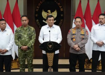 Menko Polkam Jenderal TNI (Purn.) Djamari Chaniago dalam konferensi pers di Kantor Kemenko Polkam, Jakarta, Rabu (5/8/2026).