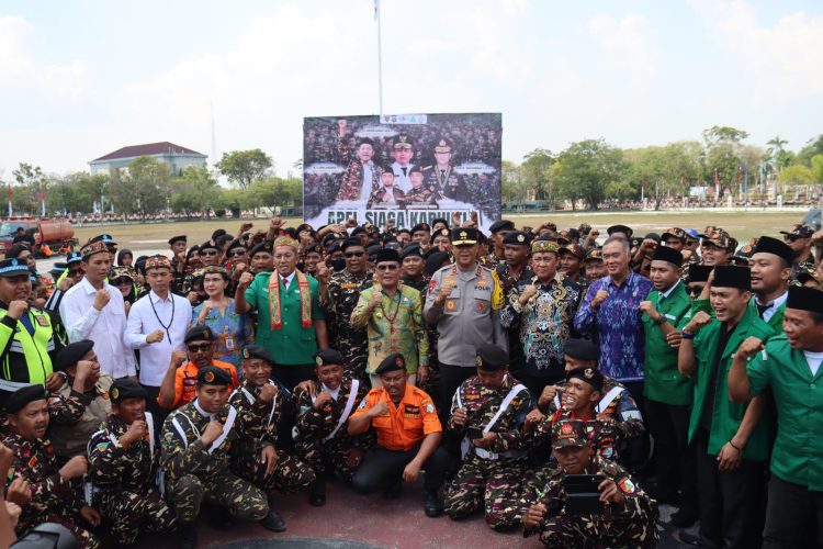 Pernyataan itu disampaikan Kapolda, usai menghadiri apel siaga Karhutla yang diselenggarakan pimpinan wilayah GP Ansor Kalteng di halaman Kantor Gubernur, Jl. Imam Bonjol, Kota Palangka Raya, Kamis (6/8/2026).