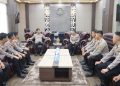 Kapolda Kalimantan Tengah (Kalteng) Irjen Pol Iwan Kurniawan menggelar silaturahmi bersama para Taruna Akademi Kepolisian tingkat IV bertempat di ruang kerjanya, Jumat (7/8/2026).