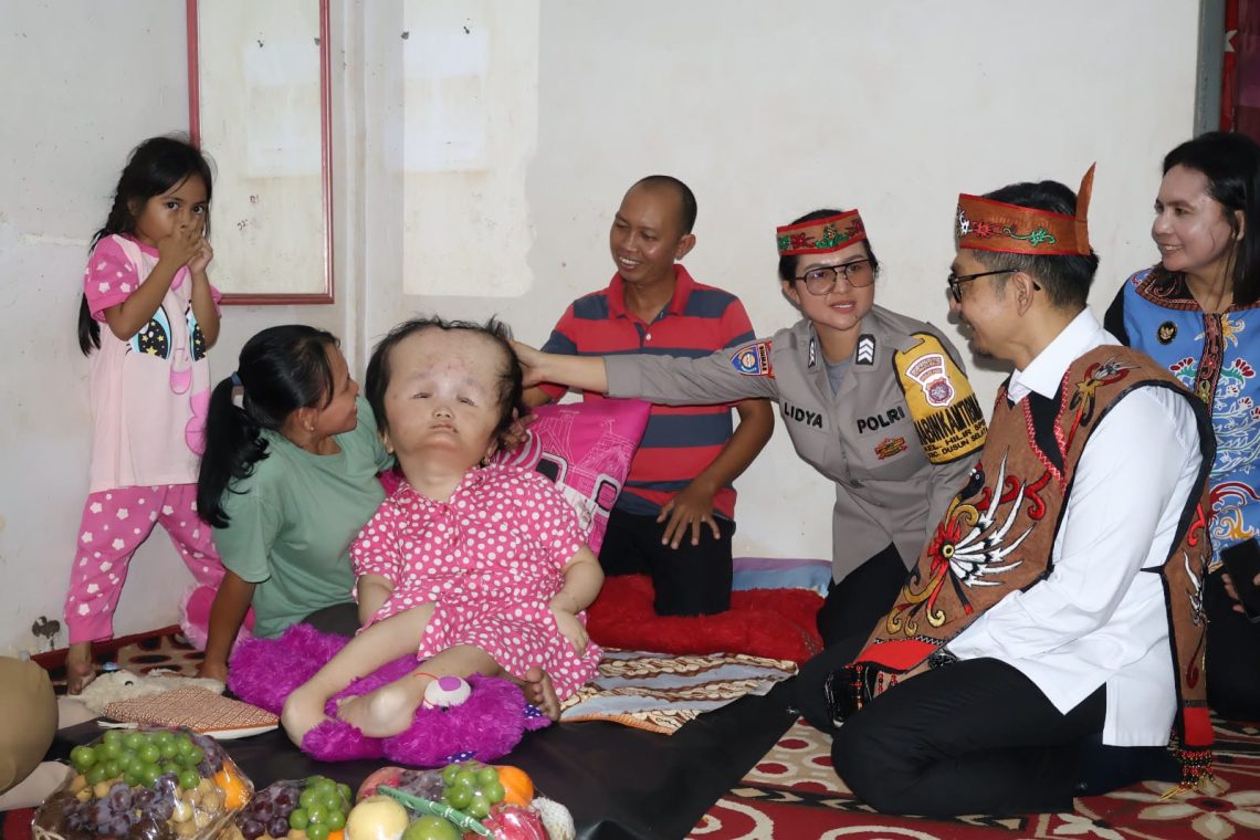 Tim Kompolnas juga melakukan pengecekan program pembinaan masyarakat yang dijalankan Brigpol Lidya Aprilia Anisa A.Ng., S.H., Bhabinkamtibmas Kelurahan Hilir Sper. Program tersebut antara lain kegiatan Anak Asuh yang berfokus pada pembinaan dan pendampingan anak, serta sejumlah program pemberdayaan dan pembinaan masyarakat.