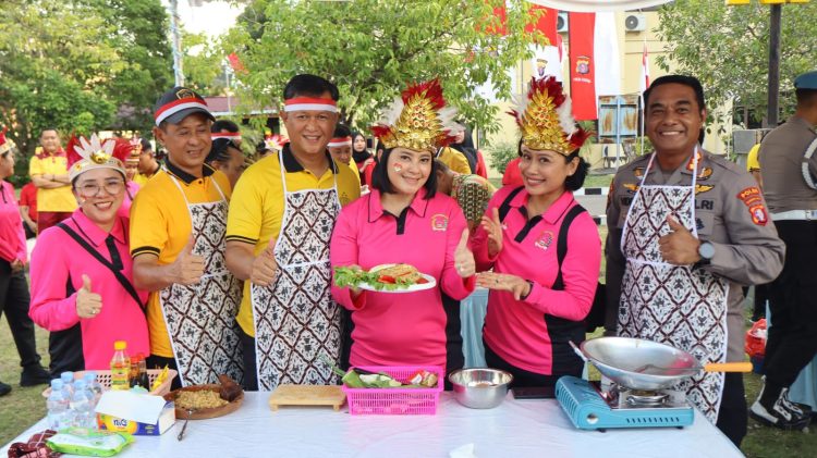Polda Kalimantan Tengah (Kalteng) menggelar sejumlah perlombaan dalam rangka menyemarakkan Hari Ulang Tahun (HUT) ke-81 Kemerdekaan Republik Indonesia di Lapangan Barigas, Mapolda Kalteng, Kota Palangka Raya, Jumat (14/08/2026).