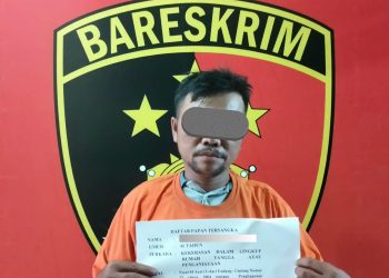 Sat Reskirm Polres Dairi meringkus TPS (41) atas dugaan melakukan kekerasan dalam rumah tangga kepada istrinya, GS (45) di kediamannya yang bermukim di Desa Lae Itam Kecamatan Siempat Nempu Hilir Kabupaten Dairi.