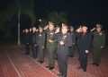 Kapolres Kotim AKBP Resky Maulana Zulkarnain, S.H., S.I.K., M.H., menghadiri langsung upacara apel kehormatan dan renungan suci dalam rangka memperingati Hari Ulang Tahun (HUT) ke-81 Kemerdekaan Republik Indonesia di Taman Makam Pahlawan (TMP) Batarung, Jl. Jenderal Sudirman Km 8 Sampit, Minggu (16/8) tengah malam.