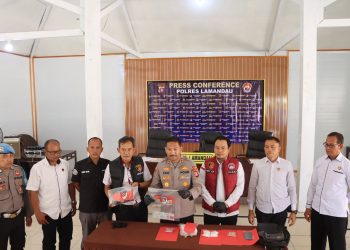 Jajaran Polres Lamandau berhasil mengamankan 10 unit kendaraan roda dua serta barang bukti narkotika jenis sabu dengan berat kotor 1.216,19 gram atau sekitar 1,2 kilogram Rabu (19/08/2026).
