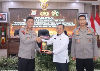 Kapolda Kalimantan Tengah (Kalteng) Irjen Pol Iwan Kurniawan, S.I.K., M.Si. menerima kunjungan Tim Sekolah Staf dan Pimpinan (Sespim) Lemdiklat Polri dalam rangka penelitian tahap II di Polda Kalteng, bertempat di Aula Arya Dharma, Mapolda setempat, Rabu (19/8/2026). 