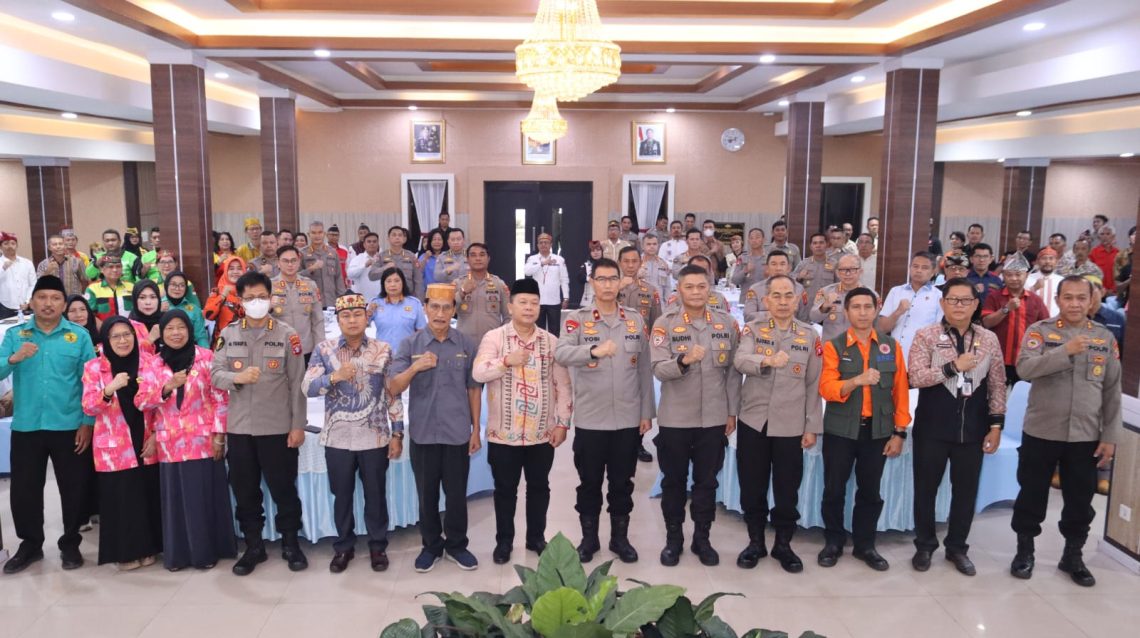 Polda Kalimantan Tengah (Kalteng) melalui Direktorat Pembinaan Masyarakat (Ditbinmas) menggelar Forum Silaturahmi Kamtibmas (FSK) Bersama Organisasi Masyarakat dan Komunitas Masyarakat Tahun 2026, bertempat di Aula Arya Dharma, Mapolda setempat, Kamis (27/8/2026).