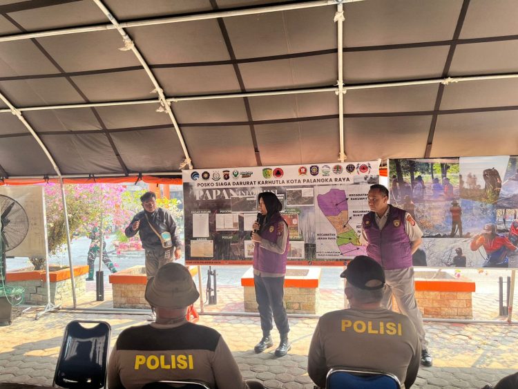 Polda Kalimantan Tengah (Kalteng) menurunkan tim khusus dari Bagian Psikologi Biro Sumber Daya Manusia (SDM) untuk memberikan pendampingan psikologis, penguatan mental, dan teknik relaksasi kepada personel pemadam Kebakaran Hutan dan Lahan (Karhutla).