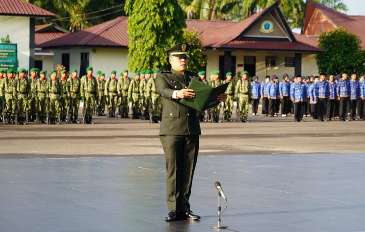 Upacara berlangsung khidmat yang dilaksanakan bertempat di Lapangan Jenderal Besar Sudirman Jalan Asahan KM 3,5, Kecamatan Siantar Kabupaten Simalungun, Senin (17/08/2026).