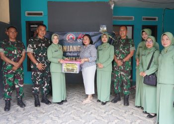 keluarga besar Korem 071/Wijayakusuma melaksanakan kegiatan anjangsana sebagai wujud kepedulian, perhatian, dan penghormatan kepada keluarga besar TNI serta masyarakat yang membutuhkan perhatian. Senin (31/8/2026).