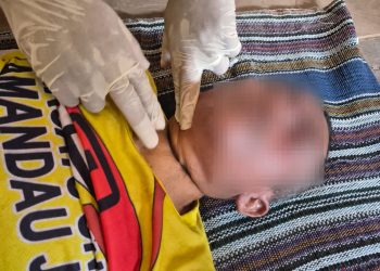 Polsek Telawang, Polres Kotawaringin Timur, menangani laporan penemuan jenazah atas nama Sdr. MK, 55 Th laki-laki, di wilayah Desa Sebabi, Kecamatan Telawang, Kabupaten Kotawaringin Timur.