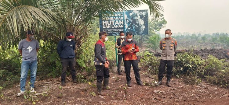 Pengecekan dilakukan dengan menyasar titik hotspot di kawasan Jalan Tjilik Riwut Km 23, Kelurahan Marang, termasuk memantau kondisi lahan dan memastikan keberadaan sumber api di lokasi tersebut.