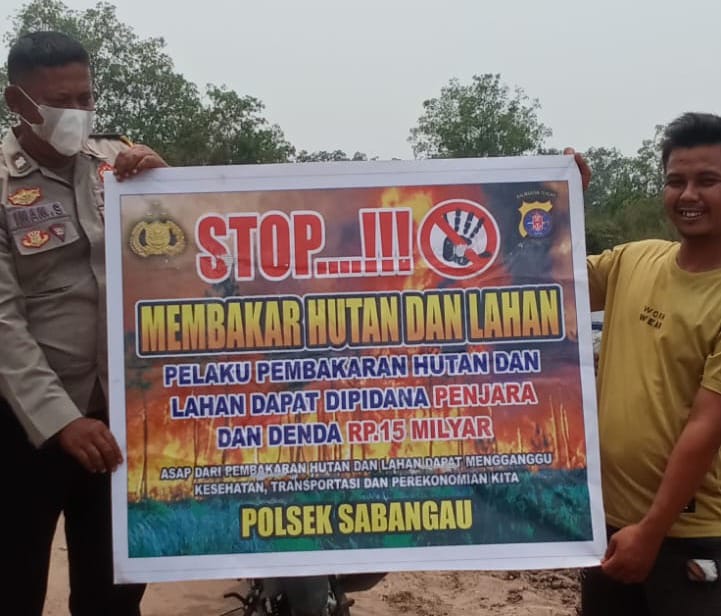 masyarakat diberikan pemahaman mengenai bahaya Karhutla, khususnya saat musim kemarau dan kondisi cuaca ekstrem. Warga juga diingatkan untuk tidak membuka maupun membersihkan lahan dengan cara membakar.