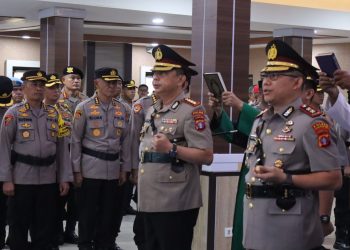 jabatan Kapolresta Palangka Raya diserahterimakan dari Kombes Pol Dedy Supriadi, S.I.K., M.H. kepada pejabat baru Kombes Pol Andiyatna, S.I.K., M.H. Prosesi berlangsung dengan dihadiri pejabat utama Polda Kalteng serta jajaran terkait.