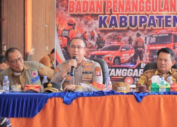 Kapolres Seruyan AKBP Beddy Suwendi, S.H., S.I.K. bersama unsur Forkopimda Kabupaten Seruyan menghadiri Rapat Koordinasi untuk meningkatkan status siaga darurat bencana Karhutla serta kekeringan Tahun 2026 di Aula Kantor BPBD Kabupaten Seruyan, Selasa (15/9/2026).