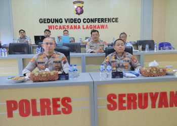 Kegiatan tersebut dipimpin Astamaops Kapolri Komjen Pol. Dr. Roycke Harry Langie, S.I.K., M.H., dan diikuti secara daring oleh jajaran Kepolisian RI. Di tingkat Polres Seruyan, kegiatan berlangsung di Gedung Vicon Wicaksana Laghawa dan dihadiri Kapolres Seruyan AKBP Beddy Suwendi, S.H., S.I.K., Wakapolres Seruyan Kompol Syaifullah, S.H., M.H., sejumlah pejabat utama Polres Seruyan, serta para operator operasional.