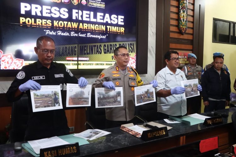 Polres Kotawaringin Timur (Kotim) menggelar press release terkait penanganan kasus kebakaran hutan dan lahan (karhutla) di wilayah hukumnya yang dipimpin langsung oleh Kapolres Kotim AKBP I Kadek Dwi Yoga Sidhimantra W,S.H.,S.I.K.,M.M, Kamis (17/9/2026) Sore.