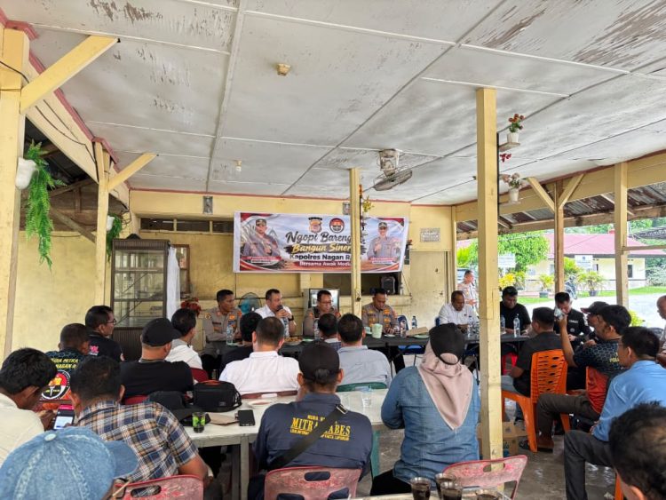 Kapolres Nagan Raya AKBP Muhamad Taufiq S.I.K.,M.H. menggelar kegiatan ngopi bareng bersama sejumlah awak media sebagai bagian dari upaya mempererat silaturahmi sekaligus membangun sinergi dan kemitraan antara Kepolisian dengan insan pers, Senin (21/9/2026).