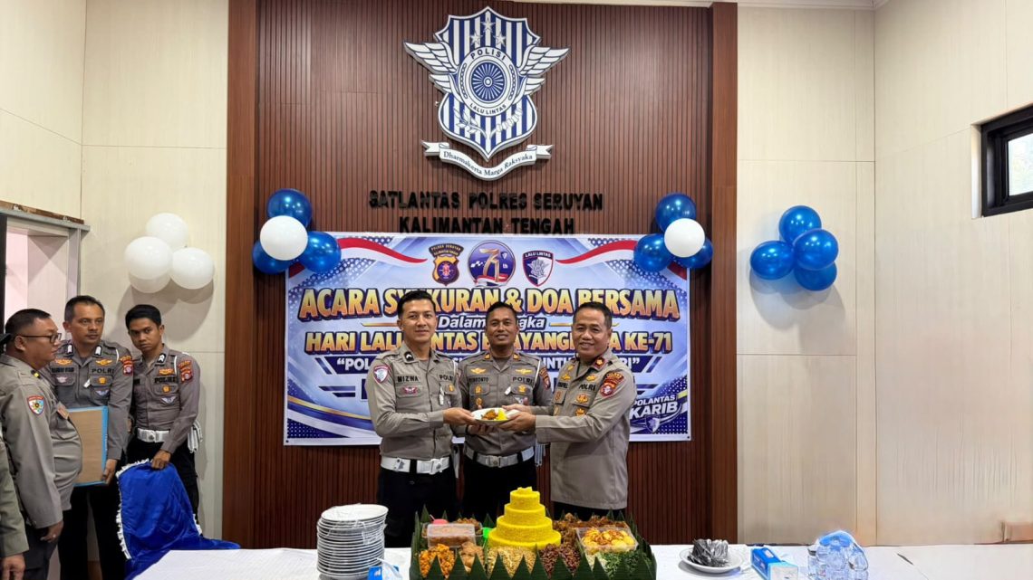 Satlantas Polres Seruyan menggelar acara syukuran dan doa bersama di Aula Kantor Satlantas Polres Seruyan, Selasa (22/9/2026).