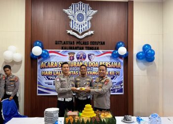 Satlantas Polres Seruyan menggelar acara syukuran dan doa bersama di Aula Kantor Satlantas Polres Seruyan, Selasa (22/9/2026).